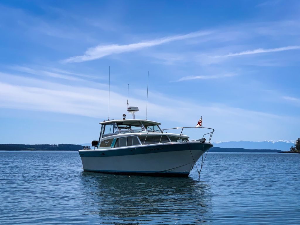 Sold 1970 Tollycraft 28 Royal Express Cruiser Mv Jolly Mon 